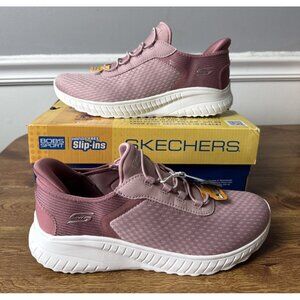 Skechers BOBS Hands Free Slip-ins Squad Chaos In Color Blush Sneakers Size 8.5